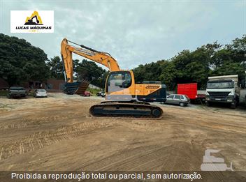 Escavadeira Hyundai R220LC-9