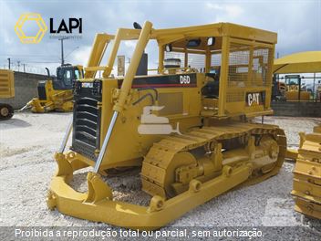 Trator de Esteira Caterpillar D6D