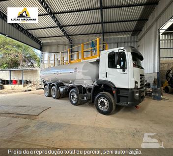 Caminhão Volkswagen 31-280 E Constellation 8x4 2p (diesel)(E5)