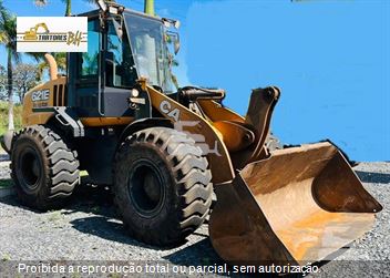 Pá Carregadeira Case 621E
