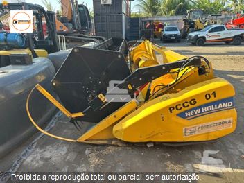 Colheitadeira New Holland TX 5.90