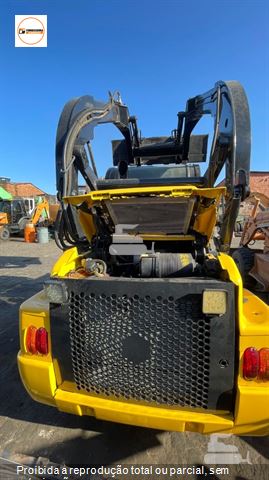Mini-Carregadeira New Holland L220