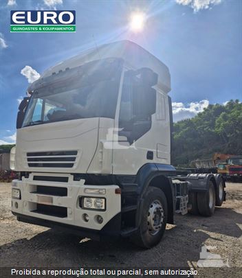 Caminhão Iveco STRALIS 420 6x2 2p (Diesel)
