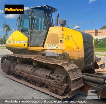 Trator de Esteira New Holland D180C