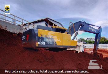 Escavadeira Volvo EC200D