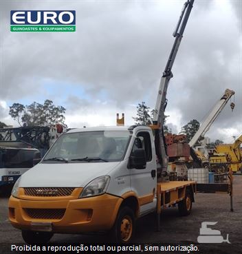 Caminhão Iveco DAILY CHASSI 35S14 2p (Diesel)