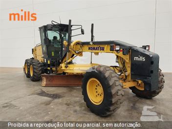 Motoniveladora Komatsu GD655-5
