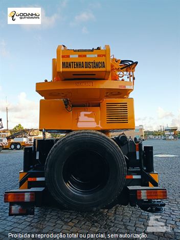 Guindaste XCMG BR 750