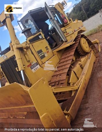 Trator de Esteira Caterpillar D6T