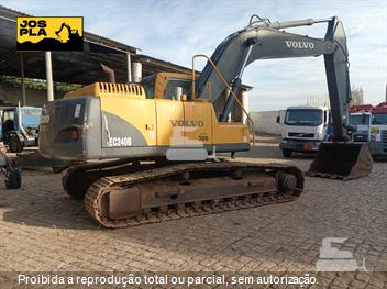Escavadeira Volvo EC240BLC