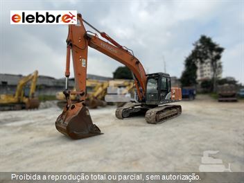 Escavadeira Hitachi Zaxis 210LC-5