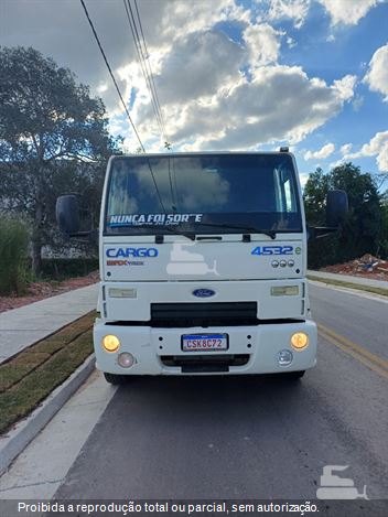 Caminhão Ford CARGO 4532 E Turbo 2p (diesel)
