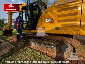 Escavadeira Caterpillar 320