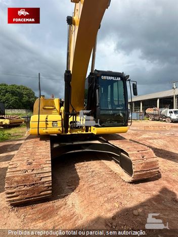 Escavadeira Caterpillar 320DL