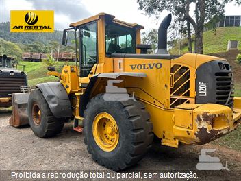 Pá Carregadeira Volvo L120 F
