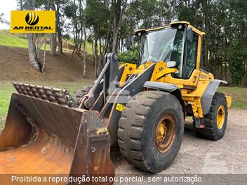 Pá Carregadeira Volvo L120 F