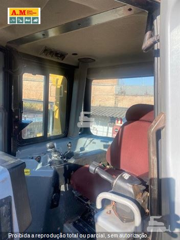 Trator de Esteira Caterpillar D6T XL