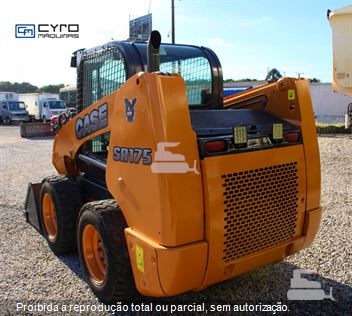 Mini-Carregadeira Case SR175