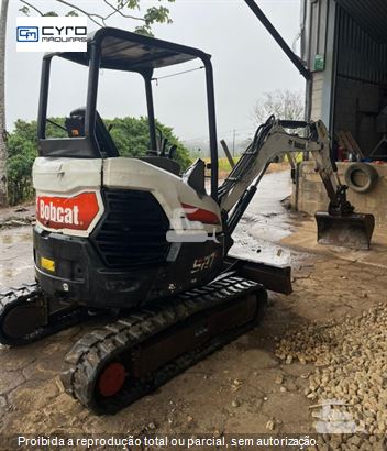 Mini-Escavadeira Bobcat E27z