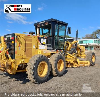 Motoniveladora Caterpillar 140K