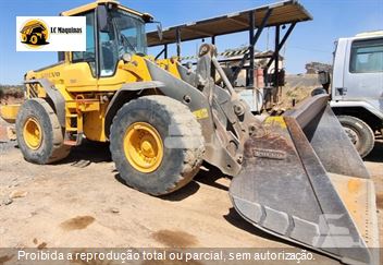 Pá Carregadeira Volvo L110F