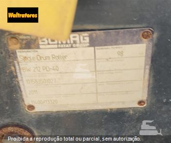 Rolo Compactador Bomag BW 212 D-40