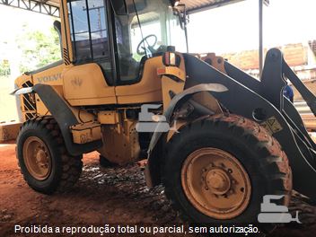 Pá Carregadeira Volvo L60F