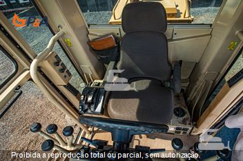 Motoniveladora Caterpillar 120K