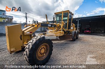 Motoniveladora Caterpillar 120K