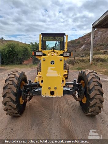 Motoniveladora New Holland RG140B