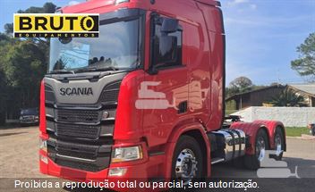 Caminhão Scania R-500 A 6x4 2p (Diesel)