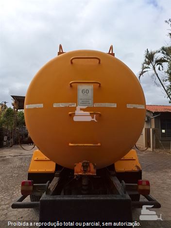 Caminhão Volkswagen 24-220/24-220 Worker T 3-Eixos 2p (Diesel)