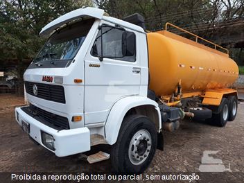Caminhão Volkswagen 24-220/24-220 Worker T 3-Eixos 2p (Diesel)