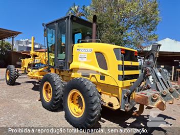 Motoniveladora New Holland RG170B