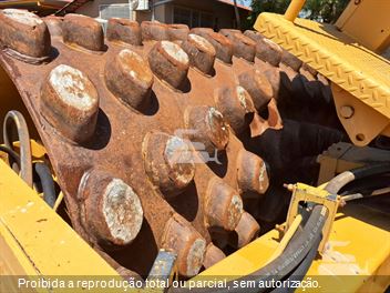 Rolo Compactador Caterpillar CP-533C
