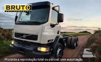 Caminhão Volvo VM 330 6x4 2p (Diesel) (E5)