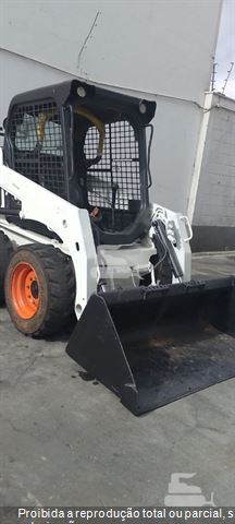 Mini-Carregadeira Bobcat S450