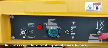 Plataforma Aérea (Elevatória) Haulotte Compact 12