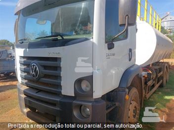 Caminhão Volkswagen 31-330 E Constellation 6x4 2p (Diesel)(E5)