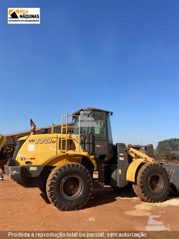 Pá Carregadeira New Holland W170 B