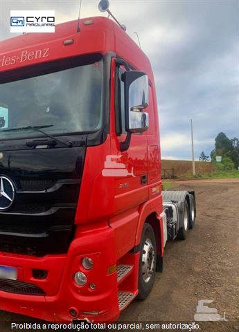 Caminhão Mercedes-Benz Actros 2651 S 6x4 2p (Diesel)(E5)