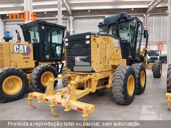 Motoniveladora Caterpillar 120