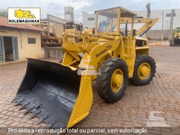 Pá Carregadeira Michigan 75III