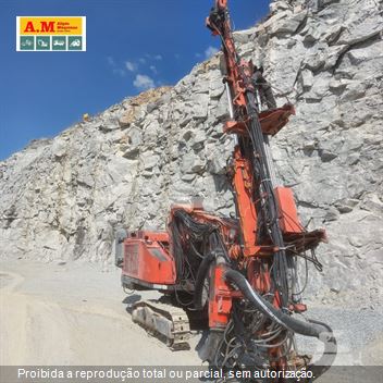 Perfuratriz Sandvik DX 800