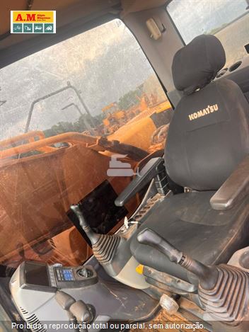 Escavadeira Komatsu PC350