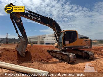 Escavadeira Hyundai R220LC-9
