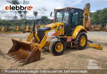 Retro Escavadeira Caterpillar 416F2