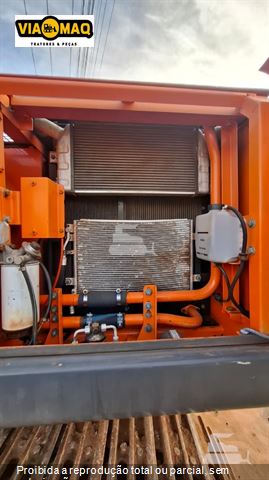 Escavadeira Doosan 225 LCV
