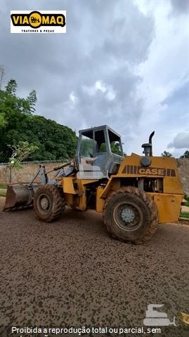 Pá Carregadeira Case W20B