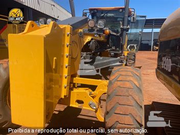 Motoniveladora John Deere 620G